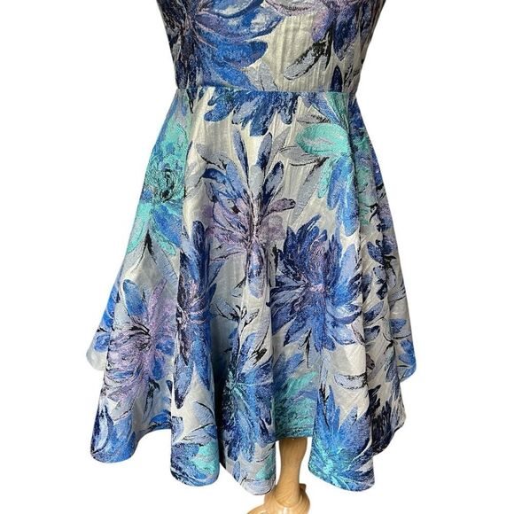 Alice + Olivia Foss Brocade Fit & Flare Floral Jacquard Dress Size 0 - Picture 6 of 15